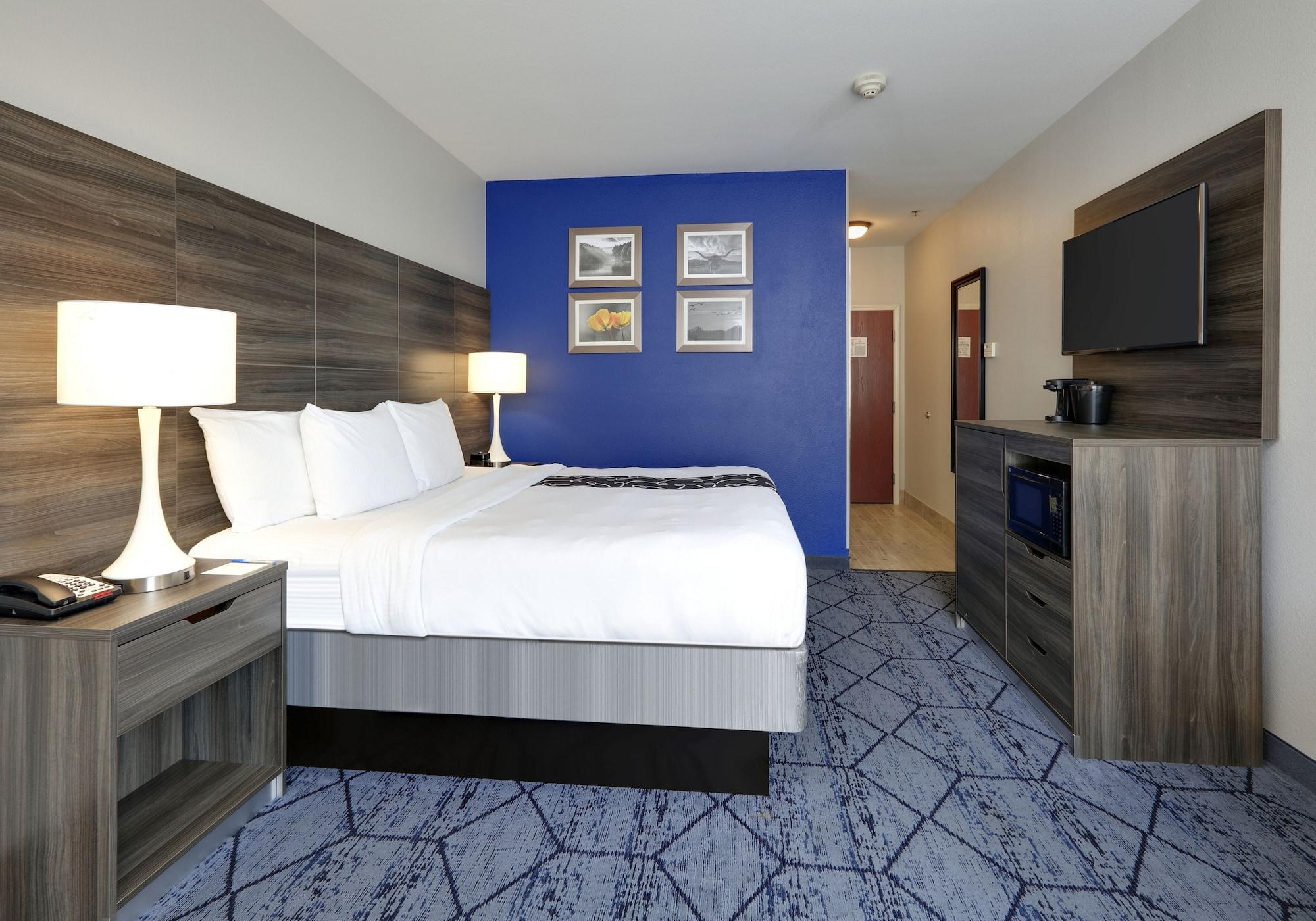 La Quinta By Wyndham Denton - University Drive Esterno foto
