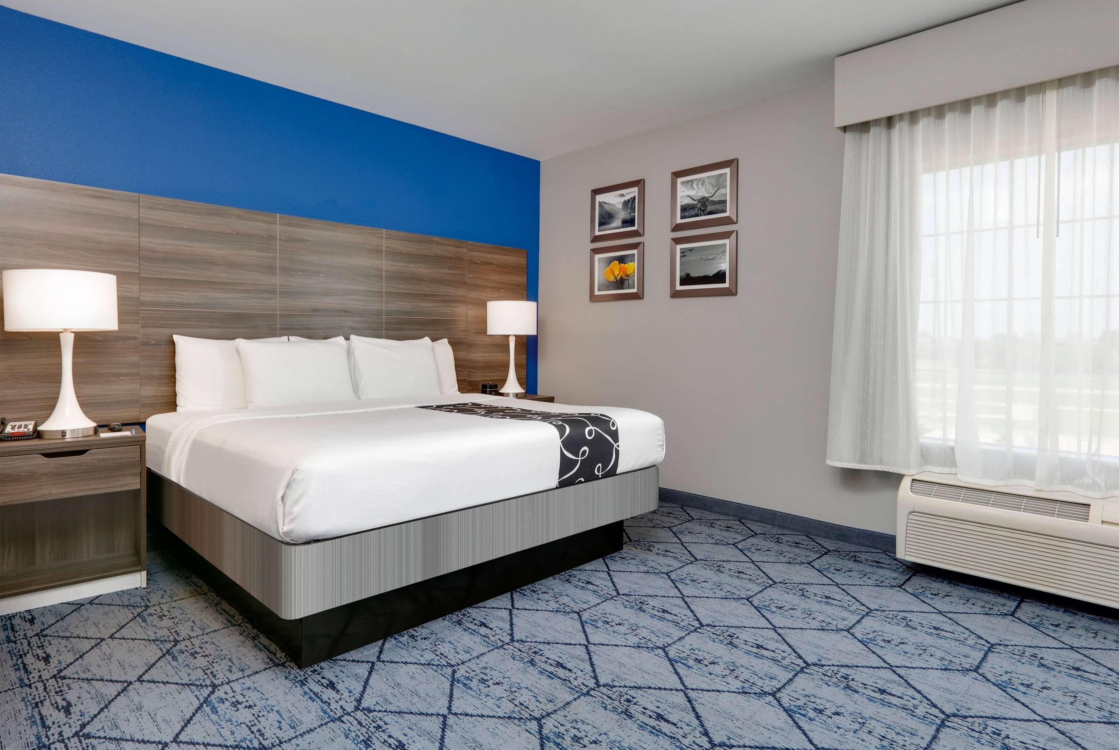 La Quinta By Wyndham Denton - University Drive Esterno foto