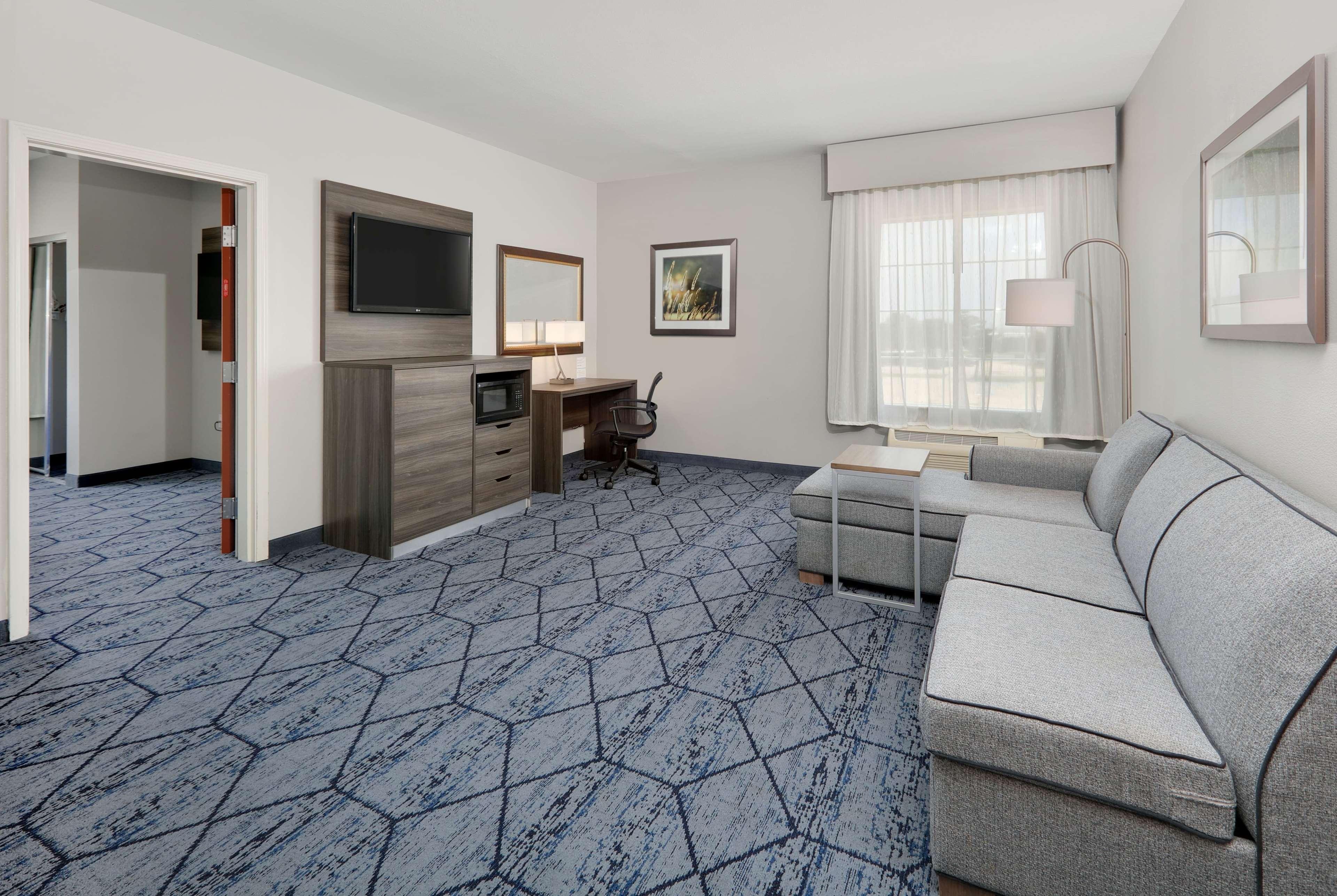 La Quinta By Wyndham Denton - University Drive Esterno foto