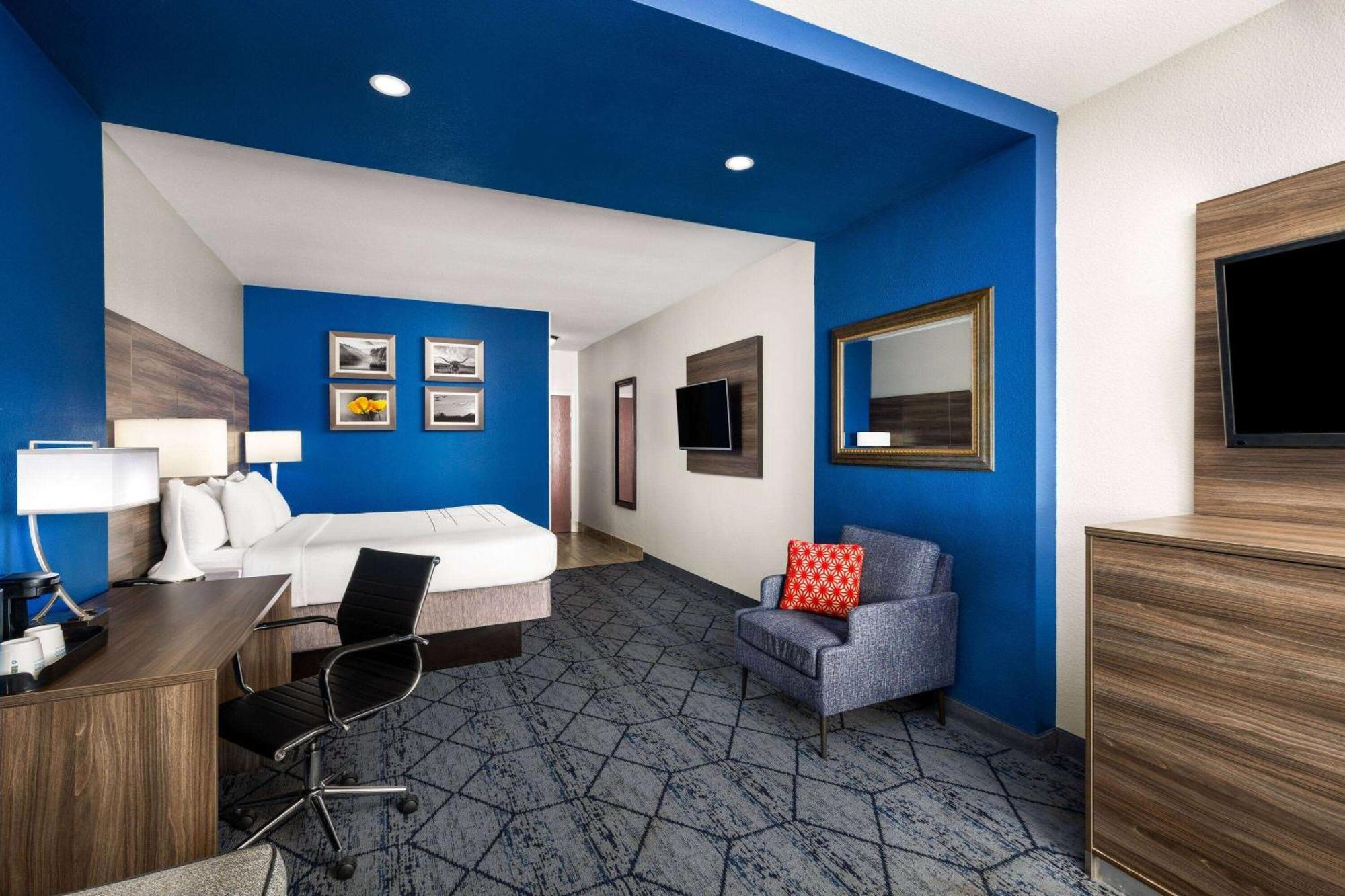 La Quinta By Wyndham Denton - University Drive Esterno foto